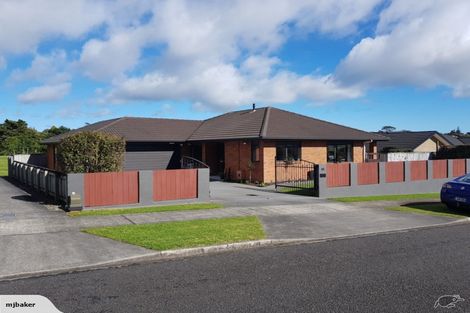 Photo of property in 24 Ainslee Street, Highlands Park, New Plymouth, 4312