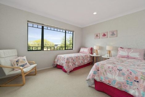 Photo of property in 30 Millstream Drive, Henderson, Auckland, 0610