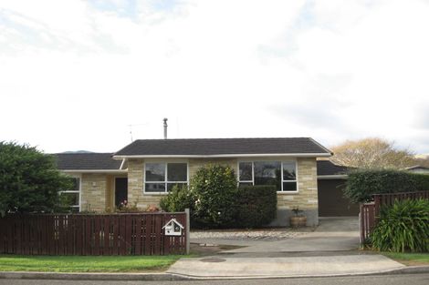 Photo of property in 4 Goldsborough Avenue, Raumati Beach, Paraparaumu, 5032