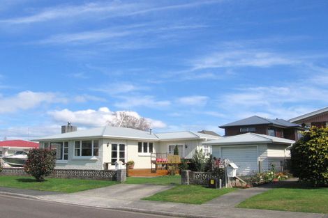 Photo of property in 5 Crescent Road, Otumoetai, Tauranga, 3110