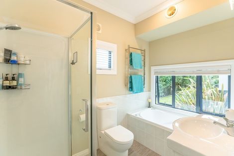 Photo of property in 3 Endeavour Drive, Whitby, Porirua, 5024