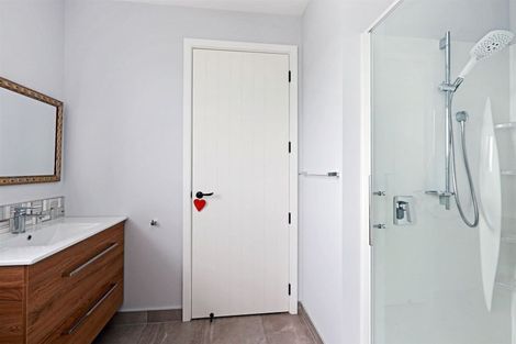 Photo of property in 89 Matarua Rise, Waimarama, Havelock North, 4294