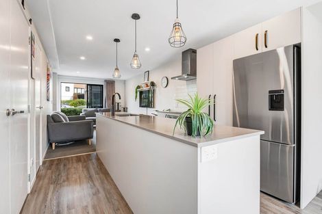 Photo of property in 4 Orca Drive, Stanmore Bay, Whangaparaoa, 0932