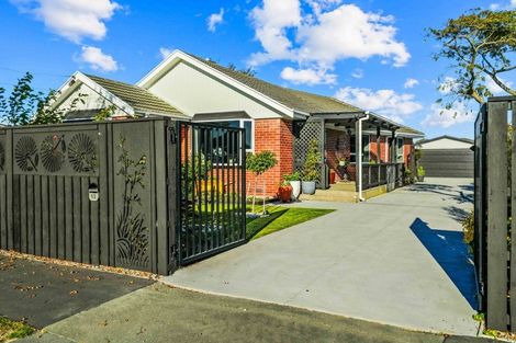 Photo of property in 83 Tedder Avenue, North New Brighton, Christchurch, 8083