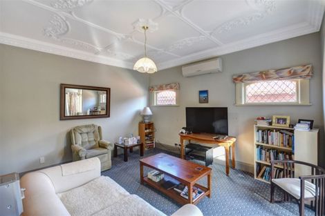 Photo of property in 72 Signal Hill Road, Opoho, Dunedin, 9010