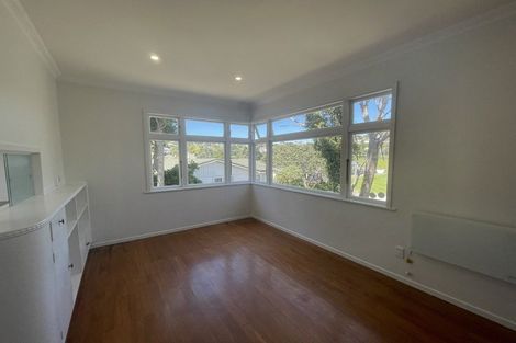 Photo of property in 41 Lucknow Terrace, Khandallah, Wellington, 6035