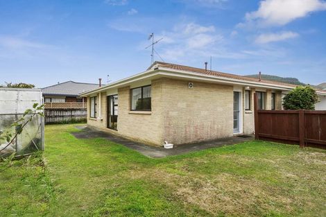 Photo of property in 9a Beauchamp Street, Tawa, Wellington, 5028