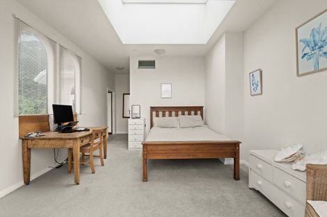 Photo of property in 142 Ravenswood Road, Saint Clair, Dunedin, 9012