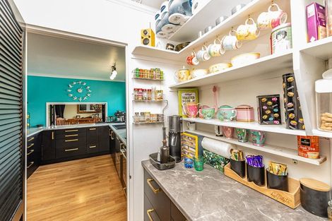 Photo of property in 1 Iwiroa Terrace, Durie Hill, Whanganui, 4500