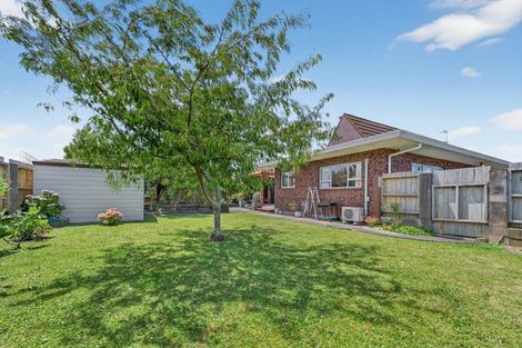 Photo of property in 1 Colonial Place, Kelvin Grove, Palmerston North, 4414