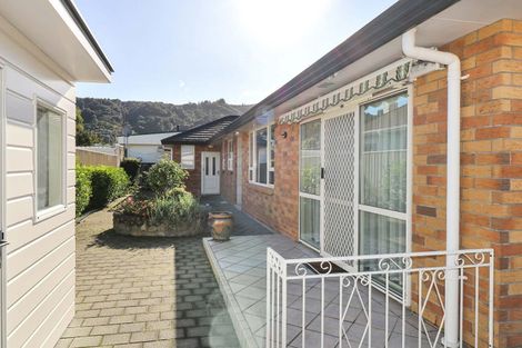 Photo of property in 33 Whitley Avenue, Ebdentown, Upper Hutt, 5018