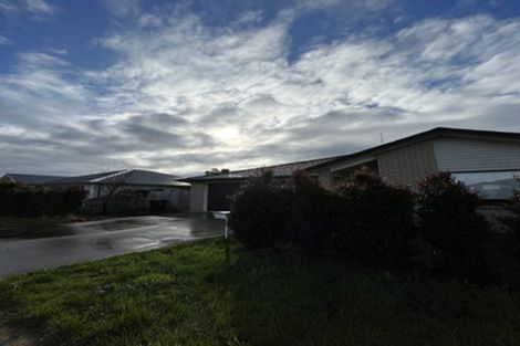 Photo of property in 12 Mangatiti Street, Papakura, 2110