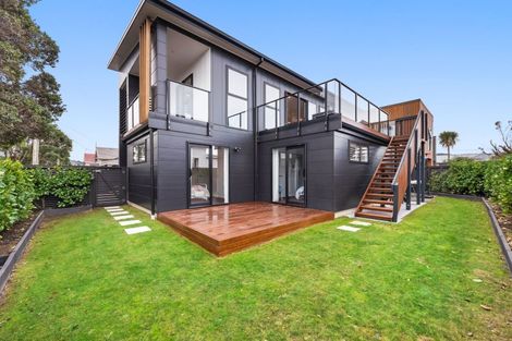 Photo of property in 16 Cuba Street, Petone, Lower Hutt, 5012