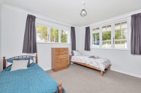 Photo of property in 4 Nelson Street, Helensville, 0800