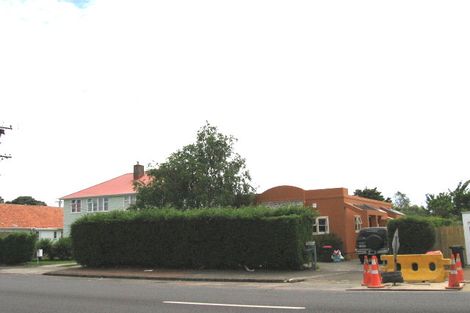 Photo of property in 265 Point Chevalier Road, Point Chevalier, Auckland, 1022