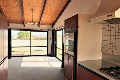 Photo of property in 1 Rimu Street, Levin, 5510