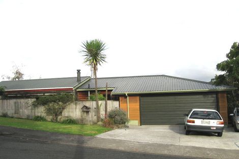 Photo of property in 120 Tiroroa Avenue, Te Atatu South, Auckland, 0610