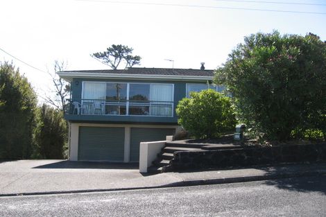 Photo of property in 2/76 Woodlands Crescent, Browns Bay, Auckland, 0630
