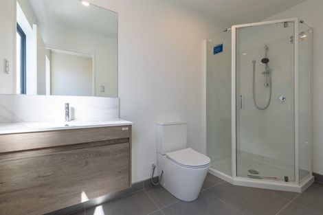 Photo of property in 6c Kaweka Street, New Lynn, Auckland, 0600