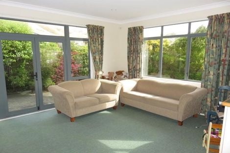 Photo of property in 43 Amesbury Drive, Churton Park, Wellington, 6037