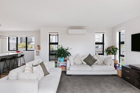 Photo of property in 22 Rehua Way, Papamoa, 3118