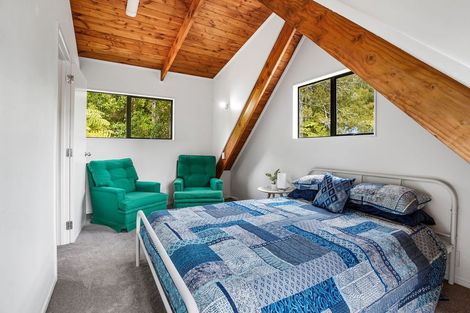 Photo of property in 1/30 Simon Ellice Drive, Bayview, Auckland, 0629