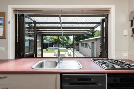 Photo of property in 60 Brentwood Street, Trentham, Upper Hutt, 5018