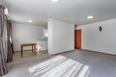 Photo of property in 1/184 Greers Road, Bryndwr, Christchurch, 8053