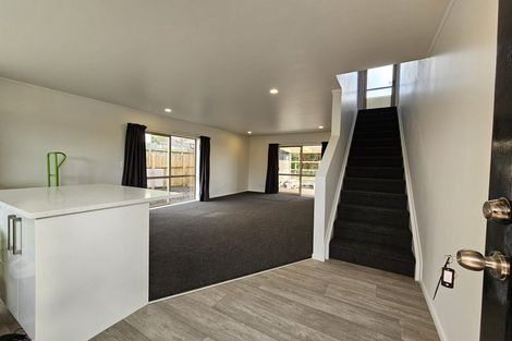 Photo of property in 9 Kora Avenue, Ranui, Auckland, 0612