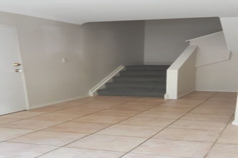 Photo of property in 46 Tauhinu Road, Greenhithe, Auckland, 0632