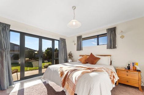 Photo of property in 16 Kendall View, Stoke, Nelson, 7011