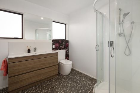 Photo of property in 22a Beach Road, Katikati, 3129