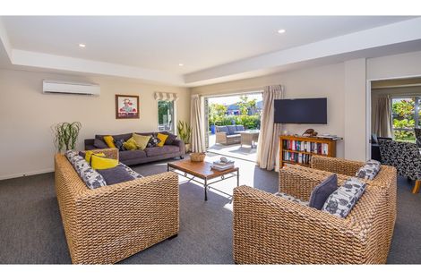 Photo of property in 20 Dunaverty Place, Broomfield, Christchurch, 8042