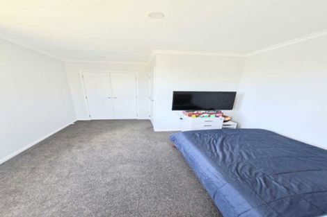 Photo of property in 29 Discovery Place, Marfell, New Plymouth, 4310