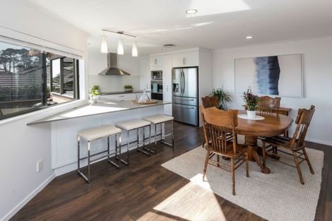 Photo of property in 1 Luana Way, Bucklands Beach, Auckland, 2014