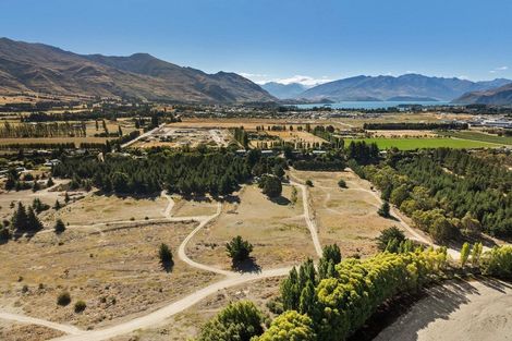 Photo of property in 289 Riverbank Road, Wanaka, 9382