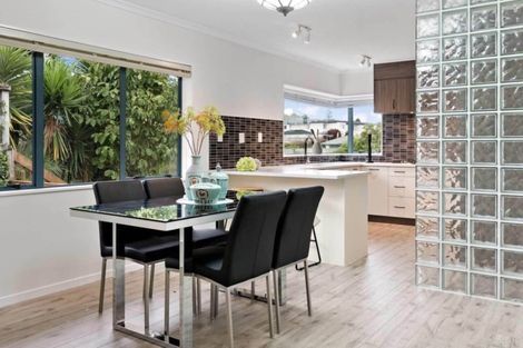 Photo of property in 20 Adelphi Place, Albany, Auckland, 0632