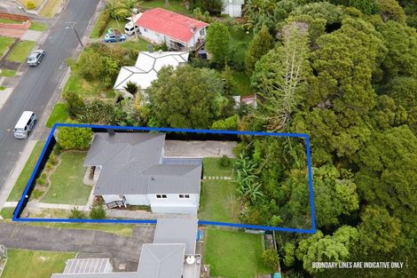 Photo of property in 30 Glen Marine Parade, Glendene, Auckland, 0602