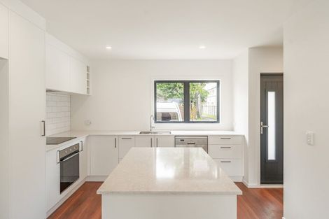 Photo of property in 1/104 Martin Street, Wallaceville, Upper Hutt, 5018