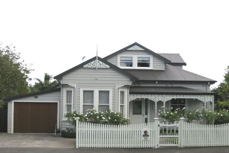 Photo of property in 35 Glen Road, Stanley Point, Auckland, 0624