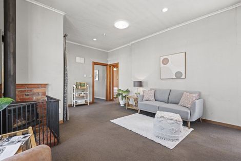 Photo of property in 61 Shamrock Street, Takaro, Palmerston North, 4412