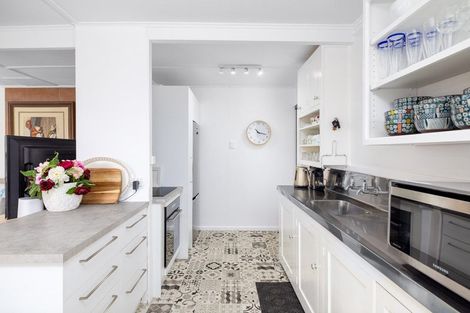 Photo of property in 17 Whero Avenue, Diamond Harbour, Lyttelton, 8971