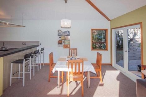 Photo of property in 8 Otonga Way, Churton Park, Wellington, 6037