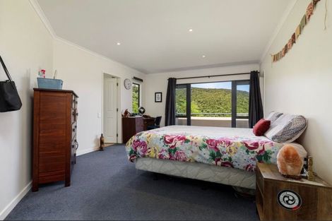 Photo of property in 12a Landsdowne Terrace, Karori, Wellington, 6012