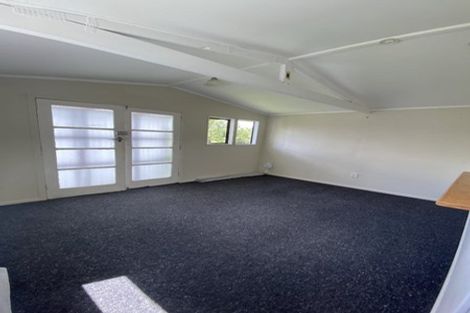 Photo of property in 16 Chester Road, Tawa, Wellington, 5028