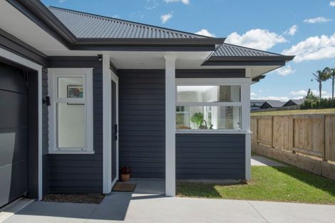 Photo of property in 45c Western Avenue, Omokoroa, 3114