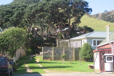 Photo of property in 18 Black Jack Road, Kuaotunu, Whitianga, 3592