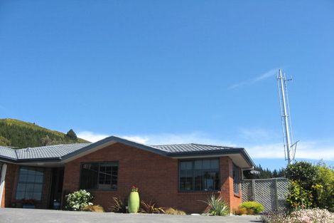 Photo of property in 16 Ledbury Road, Atawhai, Nelson, 7010