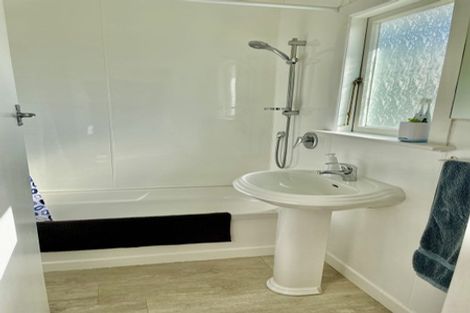 Photo of property in 45 De Lautour Road, Inner Kaiti, Gisborne, 4010