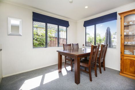 Photo of property in 7 Wheaton Place, Glen Eden, Auckland, 0602